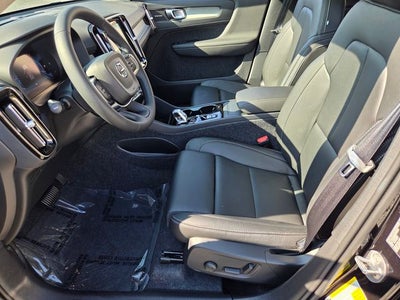 2026 Volvo XC40 B5 Ultra