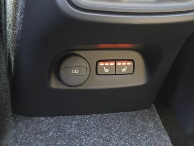 2026 Volvo XC40 B5 Ultra