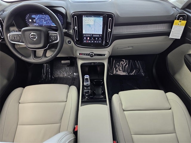 2026 Volvo XC40 B5 Ultra