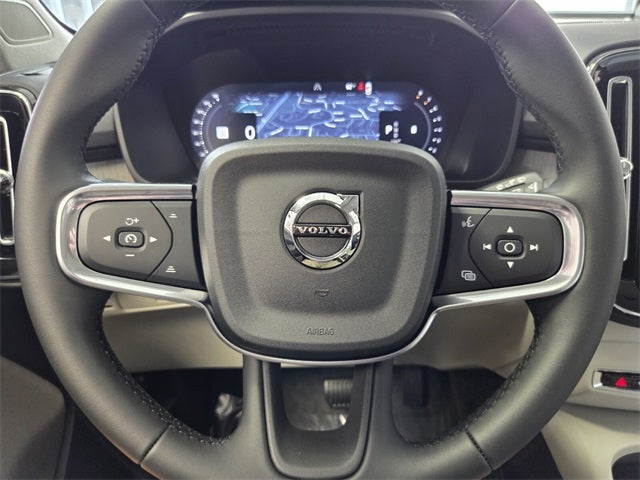 2026 Volvo XC40 B5 Ultra