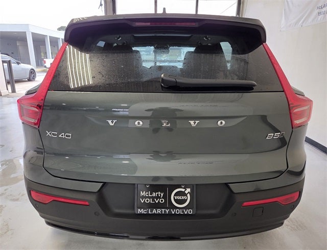 2026 Volvo XC40 B5 Ultra