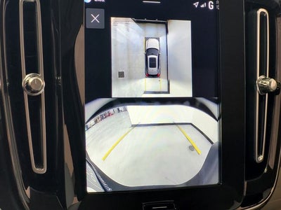 2026 Volvo XC40 B5 Ultra