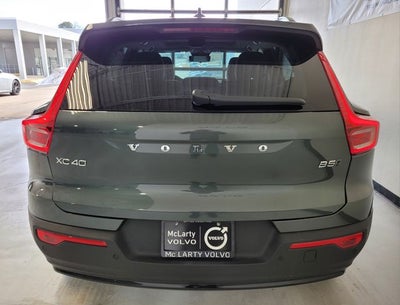 2026 Volvo XC40 B5 Ultra