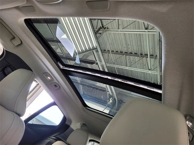 2026 Volvo XC40 B5 Ultra