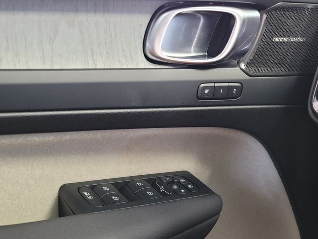 2026 Volvo XC40 B5 Ultra