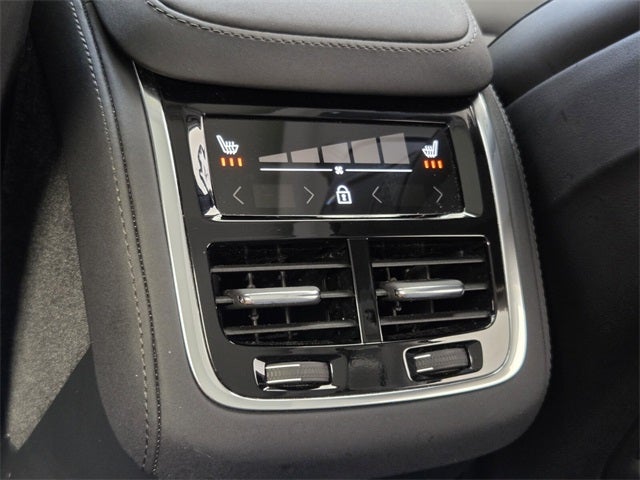 2025 Volvo XC90 B5 Plus 2025.5