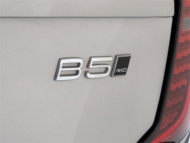 2025 Volvo XC90 B5 Plus 2025.5