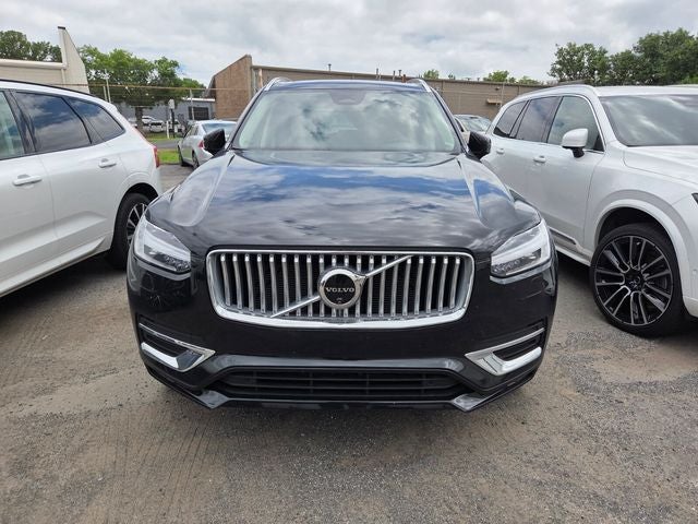 2025 Volvo XC90 B5 Plus