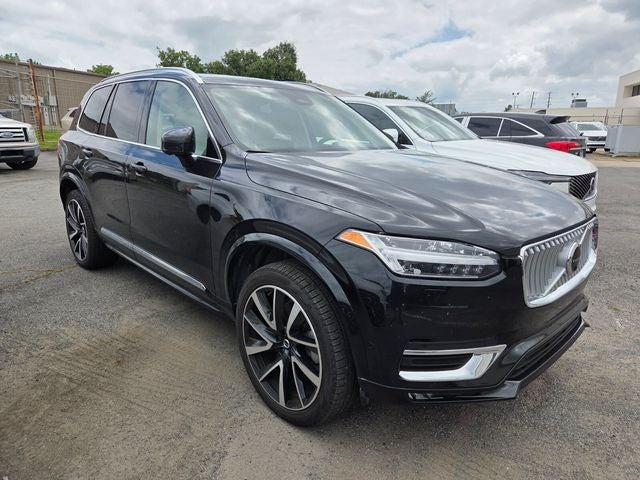 2025 Volvo XC90 B5 Plus