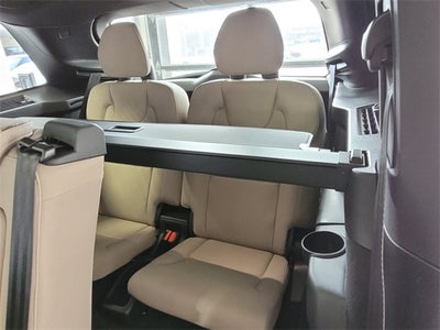 2026 Volvo XC90 B5 Plus