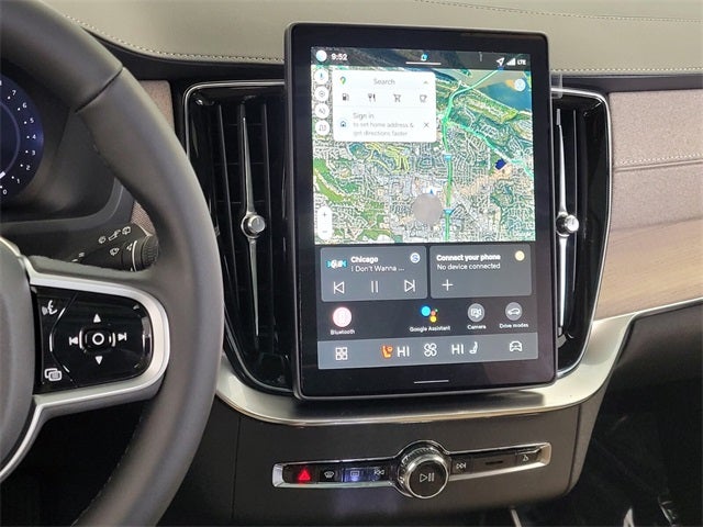 2026 Volvo XC90 B5 Plus