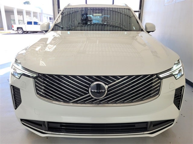 2026 Volvo XC90 B5 Plus