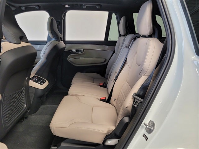 2026 Volvo XC90 B5 Core