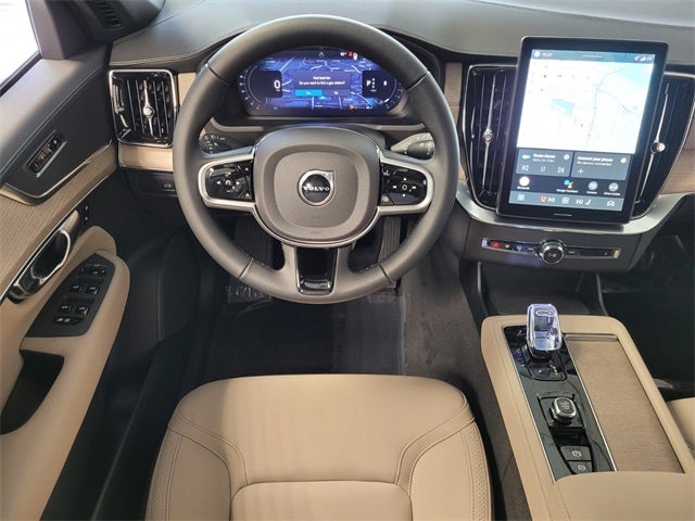 2026 Volvo XC90 B5 Core