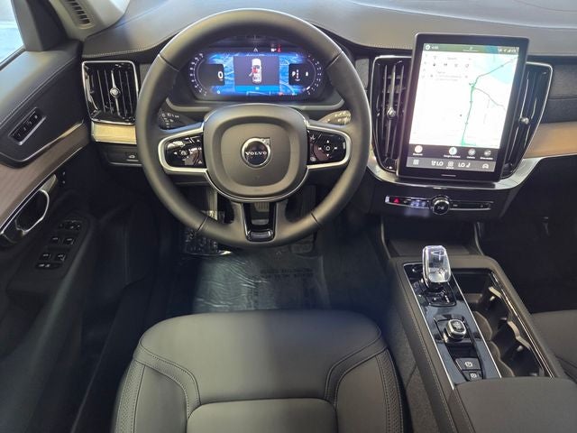 2026 Volvo XC90 B5 Core