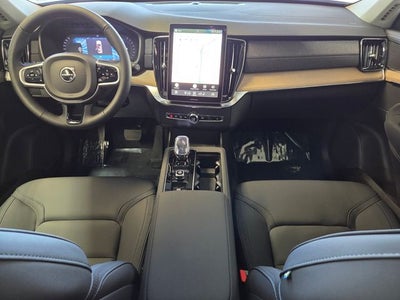 2026 Volvo XC90 B5 Core