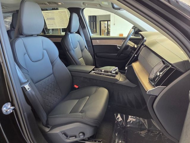 2026 Volvo XC90 B5 Core