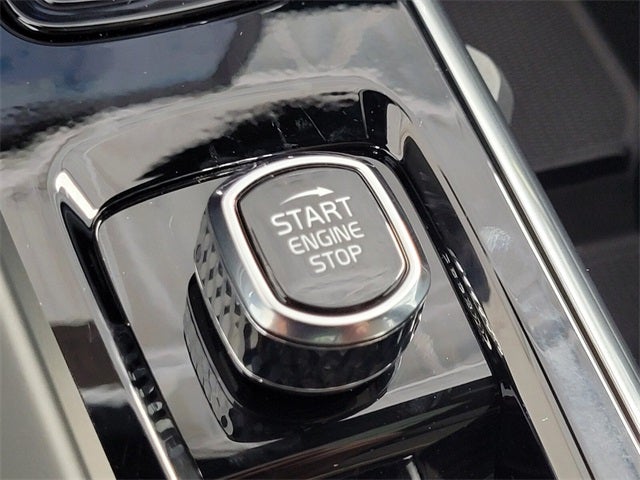 2026 Volvo XC60 B5 Core