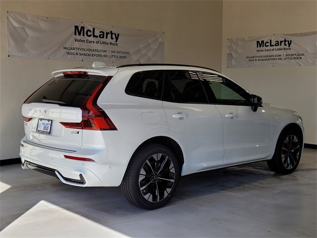 2026 Volvo XC60 B5 Plus