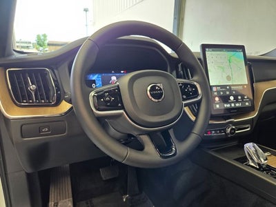 2026 Volvo XC60 B5 Plus