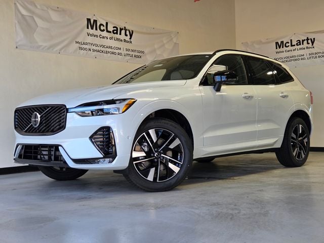 2026 Volvo XC60 B5 Plus