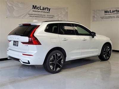 2026 Volvo XC60 B5 Plus