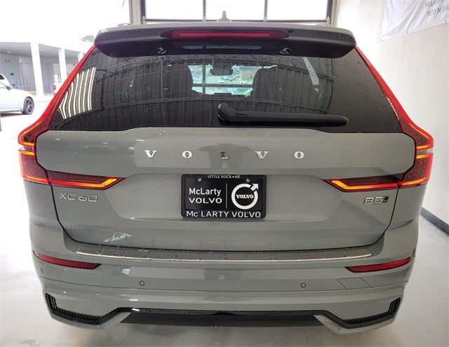 2026 Volvo XC60 B5 Plus