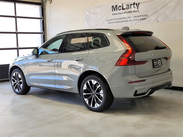 2026 Volvo XC60 B5 Plus