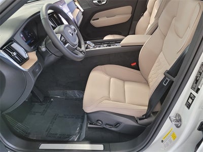 2026 Volvo XC60 B5 Plus