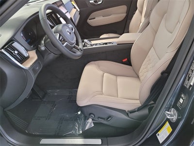 2026 Volvo XC60 B5 Plus