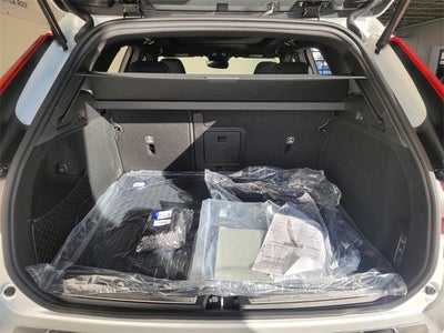 2026 Volvo XC60 B5 Ultra Black Edition