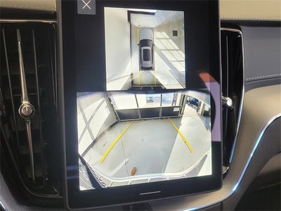 2026 Volvo XC60 B5 Ultra Black Edition