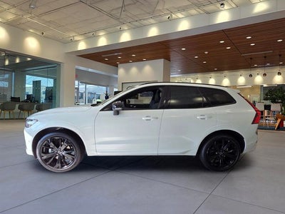 2026 Volvo XC60 B5 Ultra Black Edition