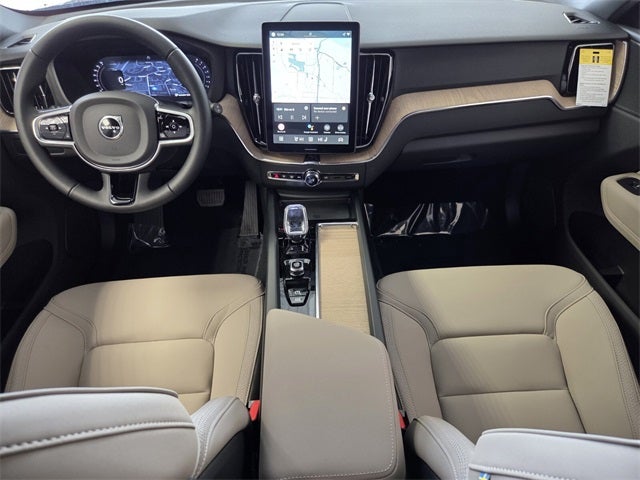 2026 Volvo XC60 B5 Core