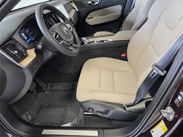 2026 Volvo XC60 B5 Core