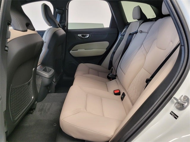 2026 Volvo XC60 B5 Core