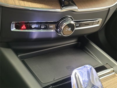 2026 Volvo XC60 B5 Core