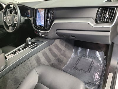 2025 Volvo XC60 B5 Core