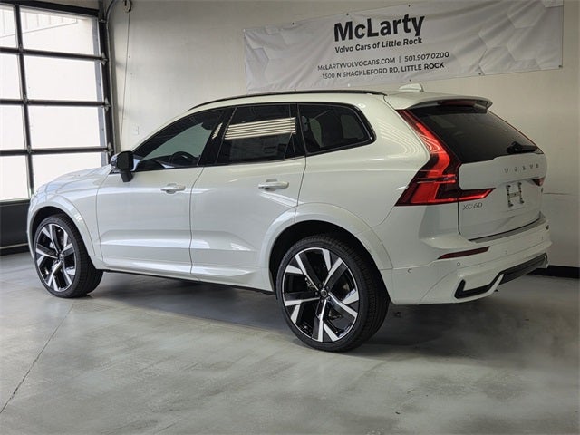 2026 Volvo XC60 B5 Ultra