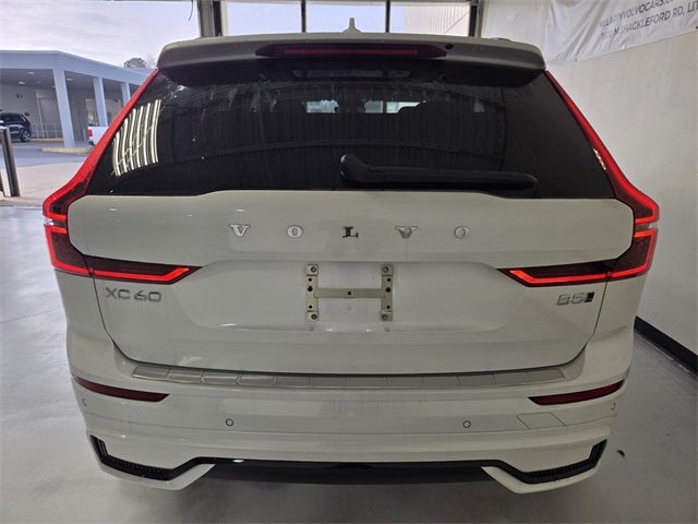 2026 Volvo XC60 B5 Ultra