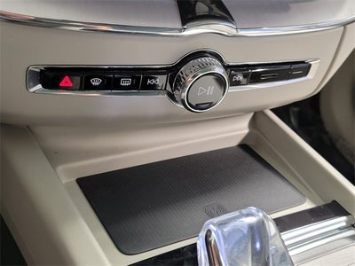 2026 Volvo XC60 B5 Ultra