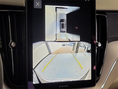 2026 Volvo XC60 B5 Ultra