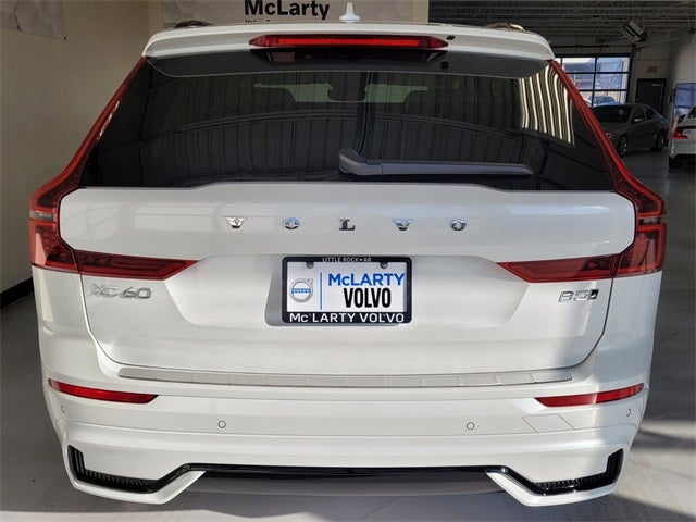 2026 Volvo XC60 B5 Ultra
