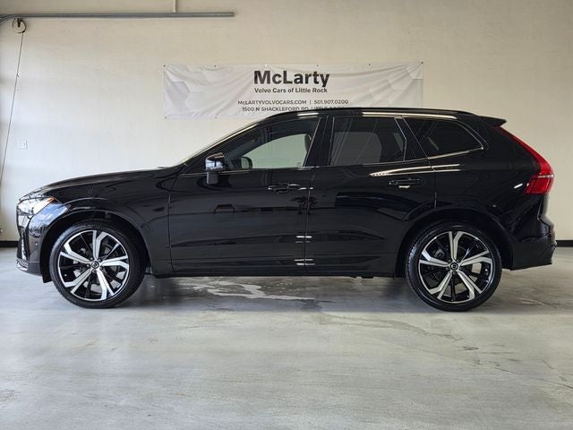 2025 Volvo XC60 B5 Ultra