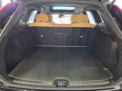 2025 Volvo XC60 B5 Ultra