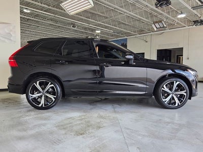 2025 Volvo XC60 B5 Ultra