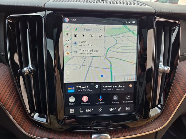 2025 Volvo XC60 B5 Ultra