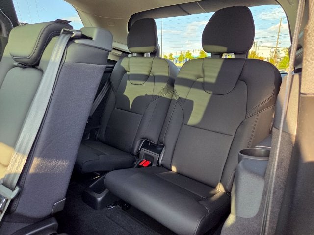 2027 Volvo XC90 B5 Core