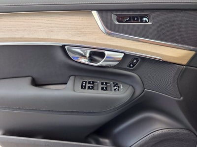 2027 Volvo XC90 B5 Core