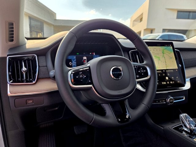 2027 Volvo XC90 B5 Core